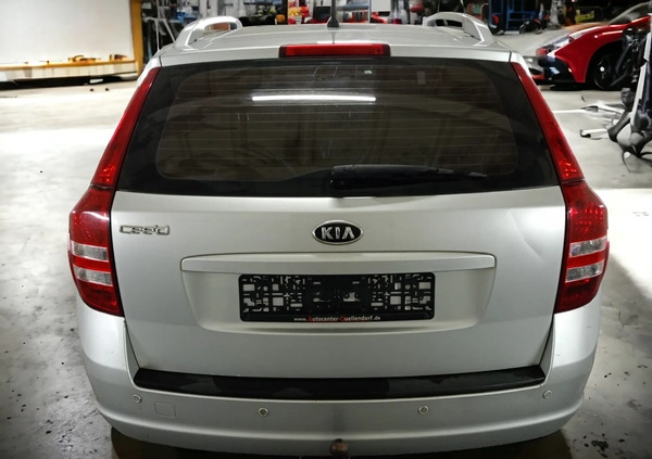 Kia Ceed cena 14500 przebieg: 245000, rok produkcji 2009 z Więcbork małe 79